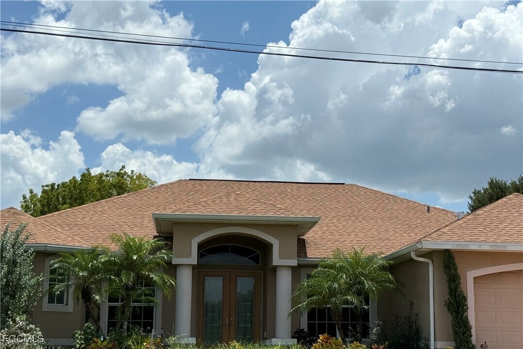 3103 6th St SW in Lehigh Acres, FL - Building Photo