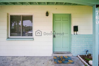 760 86th Ave N in St. Petersburg, FL - Building Photo - Building Photo