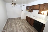 3052 N Cherry Ave, Unit 3054 photo'