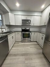 5205 Bayside Dr in Greenacres, FL - Building Photo - Building Photo