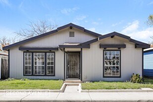 1937 Red Cloud Dr in Dallas, TX - Building Photo
