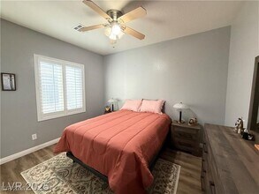 3352 Hackney Horse Ct in Las Vegas, NV - Building Photo - Building Photo