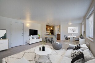 The Quad in Denver, CO - Building Photo