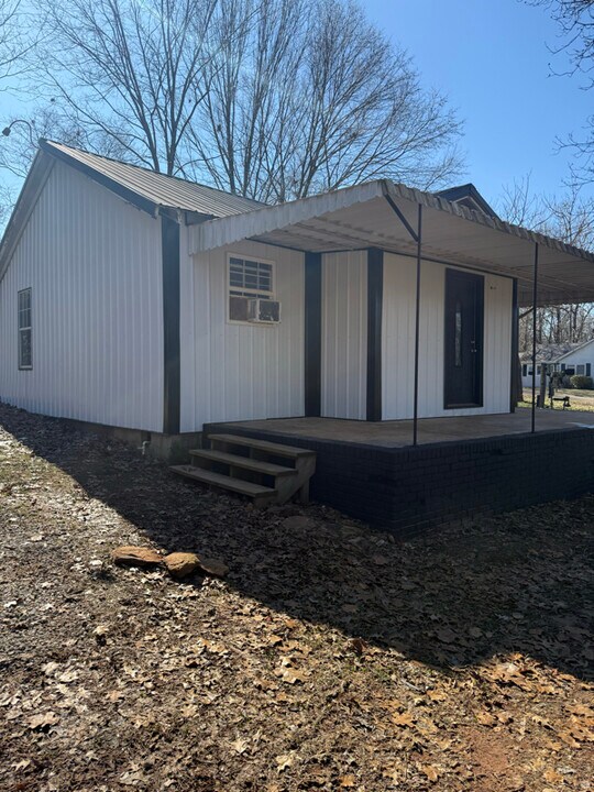 3426 Black St in Anniston, AL - Building Photo