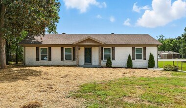 118 Johnson Cir in Clarksville, TN - Building Photo - Building Photo
