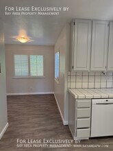 341 Clifton Ave in San Carlos, CA - Building Photo - Building Photo