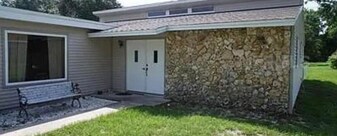 257 S Fairbairn Dr in Deltona, FL - Building Photo