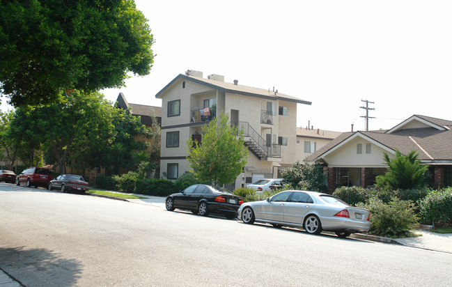 714 Orange Grove Ave in Glendale, CA - Building Photo - Building Photo