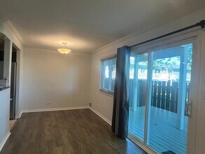 2023 Raleigh Pl in Hoffman Estates, IL - Building Photo - Building Photo