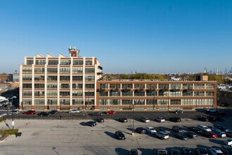 Shoemaker Lofts in Chicago, IL - Building Photo - Building Photo