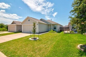 1623 Daunton Dr in Crandall, TX - Building Photo - Building Photo