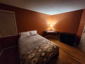 1545 Lodge Ln in Boulder, CO - Foto de edificio - Building Photo