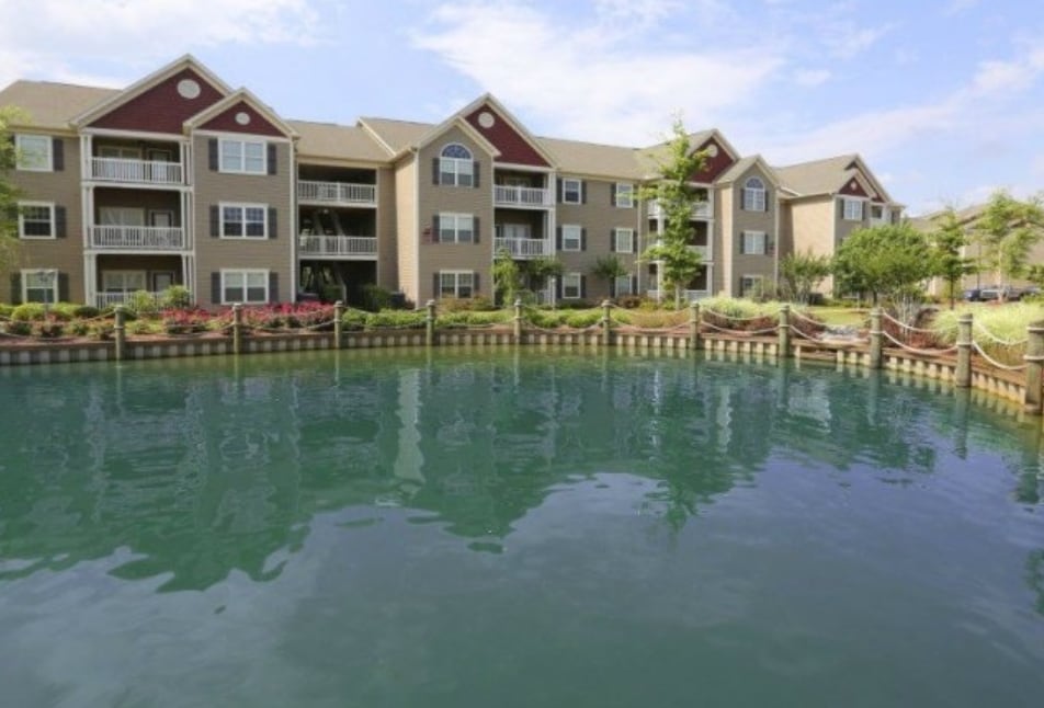 Anthos Coldwater Apartments in Warner Robins, GA