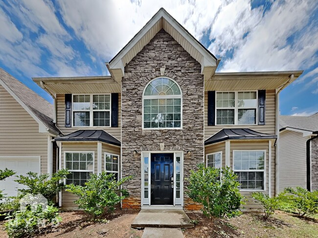 property at 11640 Registry Blvd