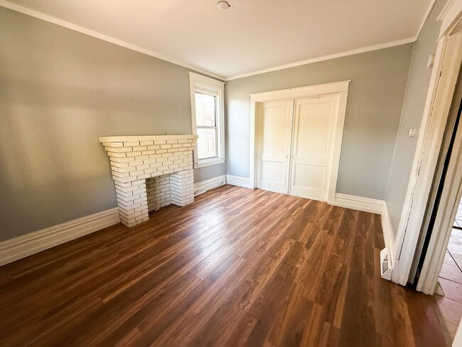 property at 921 15th St