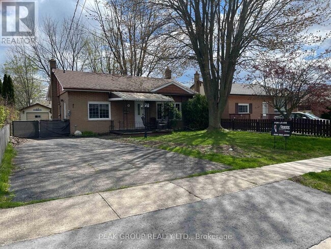property at 7452 Marieclaude Ave