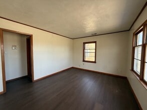 3309 SE Indiana Ave in Topeka, KS - Building Photo - Building Photo