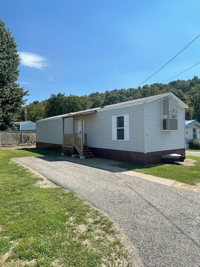 property at 41 Birchwood Ct