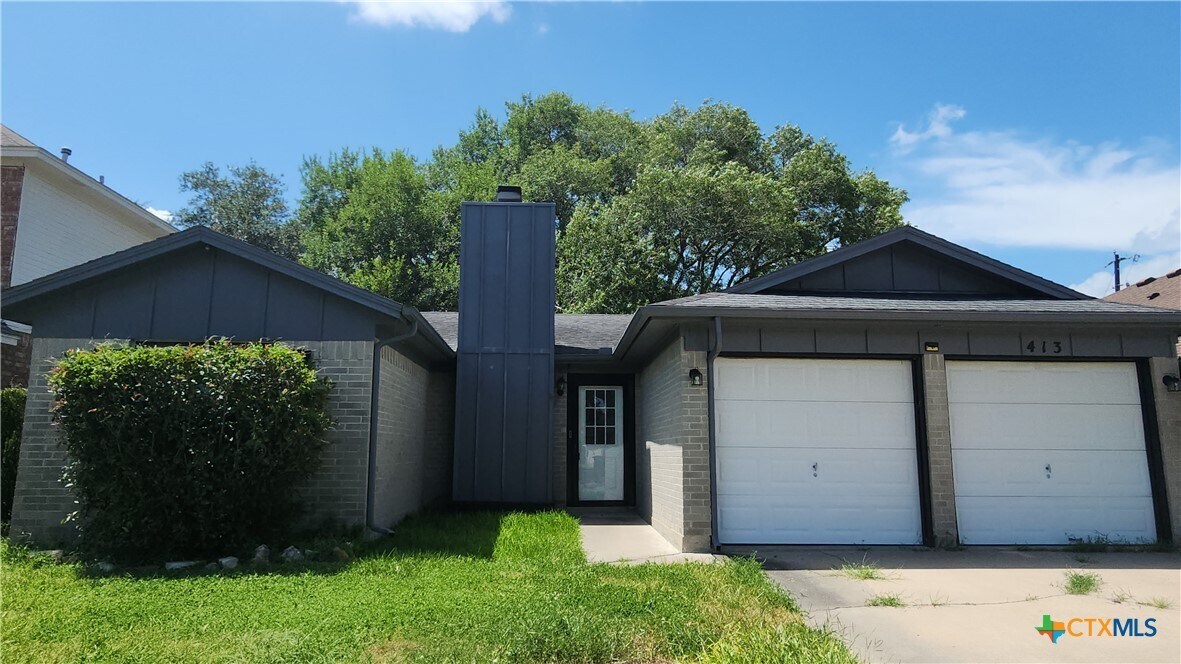 413 Stone Gate Dr in Victoria, TX - Foto de edificio