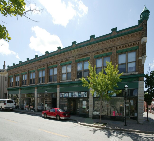319 South St in Waukesha, WI - Building Photo - Building Photo