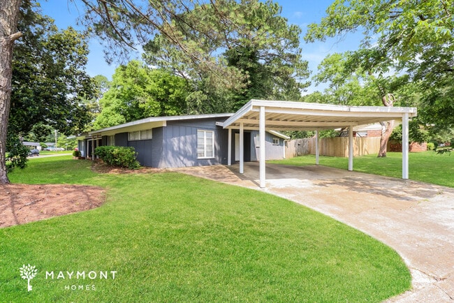 1342 Springdale Dr in Jackson, MS - Building Photo - Building Photo