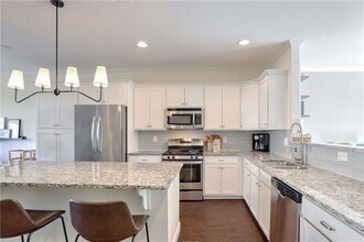3216 Creole Ln in Avondale Estates, GA - Building Photo - Building Photo