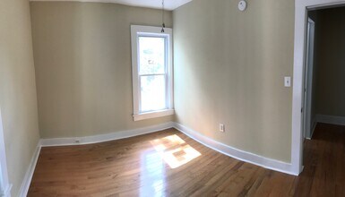 41 Montgomery Ave in West Pittston, PA - Building Photo - Building Photo