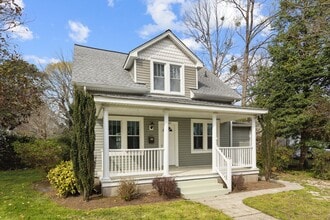 3307 Kenmore Dr in Hampton, VA - Building Photo - Building Photo