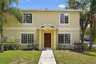 10737 Keys Gate Dr in Riverview, FL - Building Photo