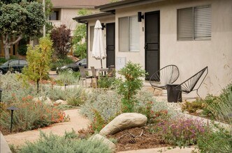 2033 Euclid St in Santa Monica, CA - Building Photo - Building Photo