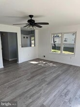 20 Spyglass Ct in East Windsor, NJ - Building Photo - Building Photo