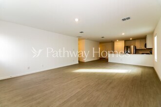 1535 Lanner Mdws Ln in Forney, TX - Building Photo - Building Photo