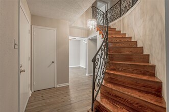 2712 Chimney Rock Rd in Huntsville, TX - Building Photo - Building Photo