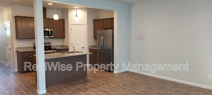 5909 NE 57th Ave in Vancouver, WA - Building Photo - Building Photo