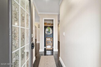 2423 N Seabury Pl in Jacksonville, FL - Building Photo - Building Photo