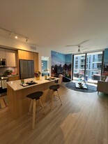 599 SW 57th Ave, Unit B Apartments