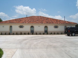 601 Buena Vista Dr in Weslaco, TX - Building Photo