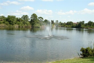 8736 River Homes Lane-Unit -7302 in Bonita Springs, FL - Foto de edificio - Building Photo