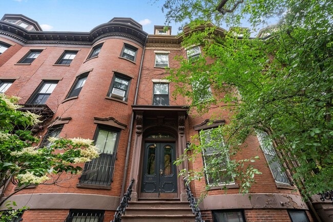 property at 87 Worcester St