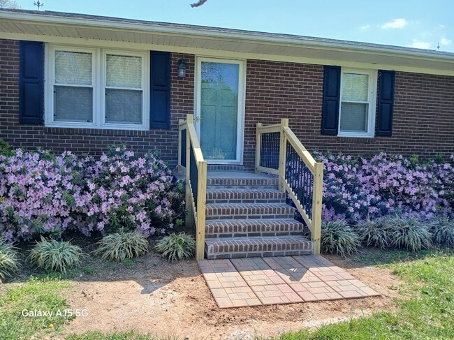property at 4008 Lebanon Rd