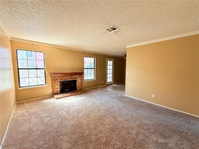 5576 W Rochelle Ave., Unit 38B in Las Vegas, NV - Building Photo - Building Photo