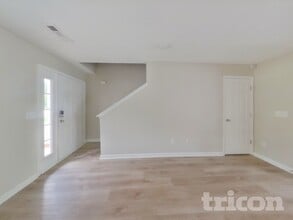 4028 Deer Run Trce in Spring Hill, TN - Building Photo - Building Photo