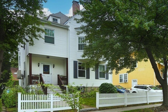 83 Stedman St, Unit 1