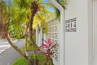 5614 San Vicente St in Coral Gables, FL - Building Photo - Building Photo