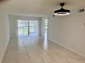 2650 Greenwood Terrace in Boca Raton, FL - Building Photo - Building Photo