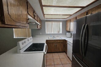 1625 W Hillside Pl in Yuma, AZ - Building Photo - Building Photo