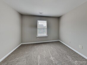 81 Wyndham Ct in Cartersville, GA - Building Photo - Building Photo