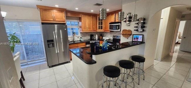 516 E 28th St in Hialeah, FL - Building Photo - Building Photo