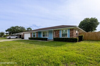 2420 Blackbeard Dr in Jacksonville, FL - Building Photo - Building Photo