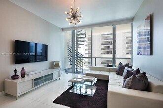 6799 Collins Ave in Miami Beach, FL - Building Photo - Building Photo